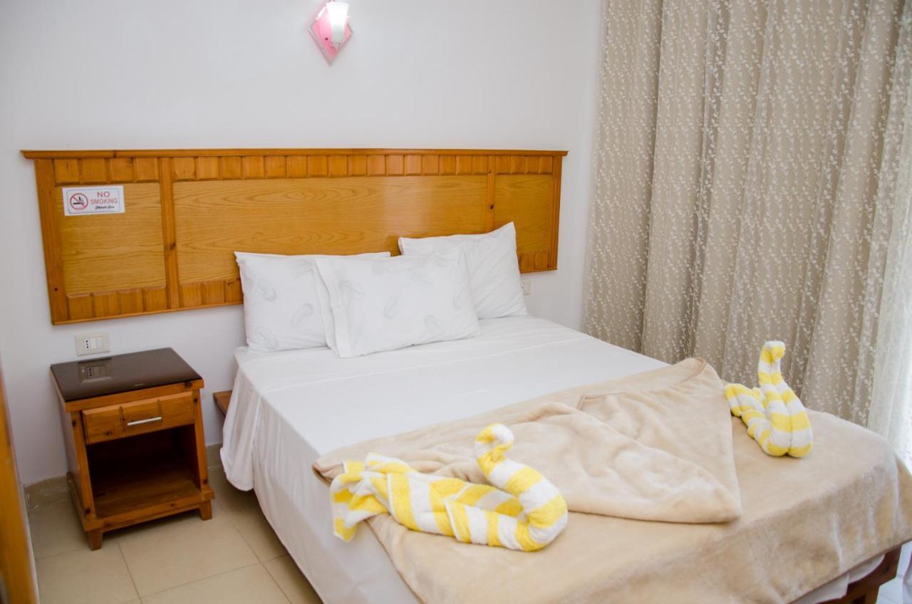 New Yalla Hotel دهب المظهر الخارجي الصورة
