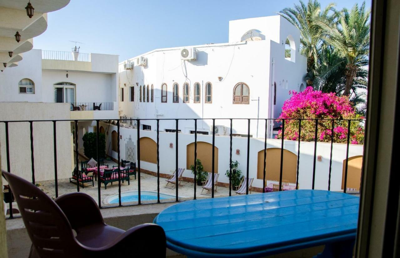New Yalla Hotel دهب المظهر الخارجي الصورة